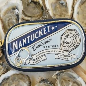 Stoney Clover Lane Nantucket Oyster Change Coin Purse Pouch Bag Charm Summer
